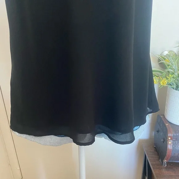 Chic Black Women's‎ Camisole with Lattice Neckline - Picture 3 of 7